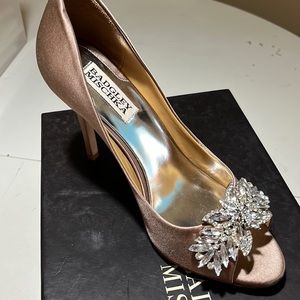 Badgley Mischka  NWT